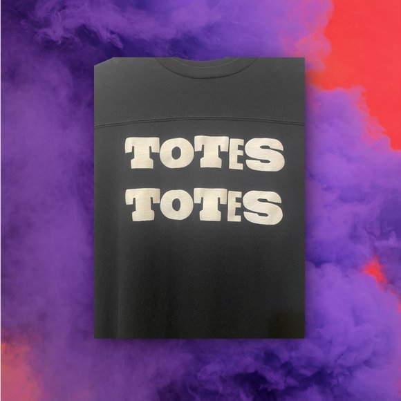 Totes Totes Original Gingers Do It Better Baseball Style Tee - Picture 3 of 5